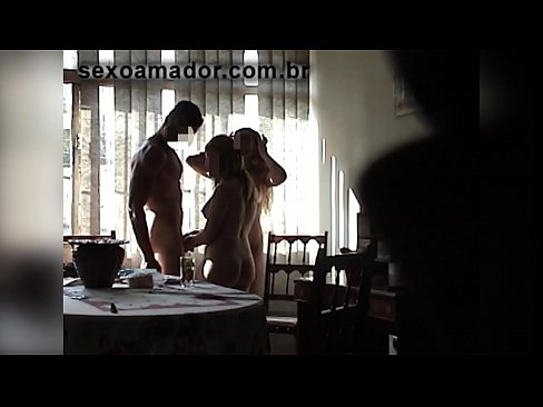 ❤️ Seksualni prijatelji pozivaju džinovskog muškarca i trojku s njim Seks video kod nas bs.com-porn-mz.ru ❌