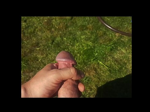 ❤️ Vruća zgodna jebe svoju ružičastu macu i svršava špricom u ljetnoj bašti Seks video kod nas bs.com-porn-mz.ru ❌